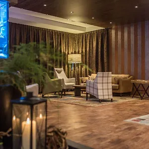 Peterhof Hotel