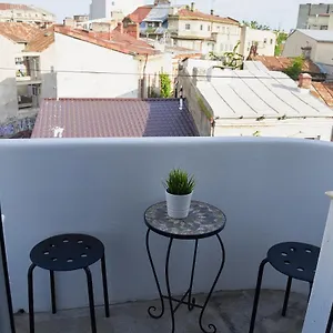 Metropole Old Town Apartment