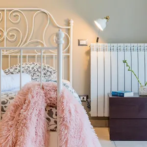 One Love Metropolitan Gardens Studio Apartment
