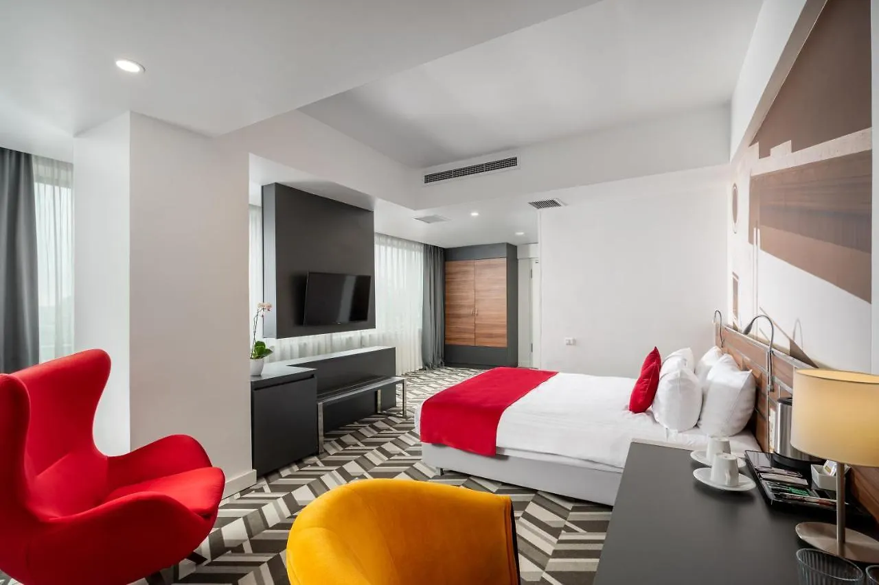 Mercure Bucharest Unirii 4*,  Romania